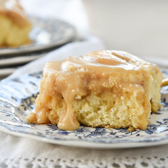 Vanilla Pudding Cinnamon Rolls with Caramel Frosting