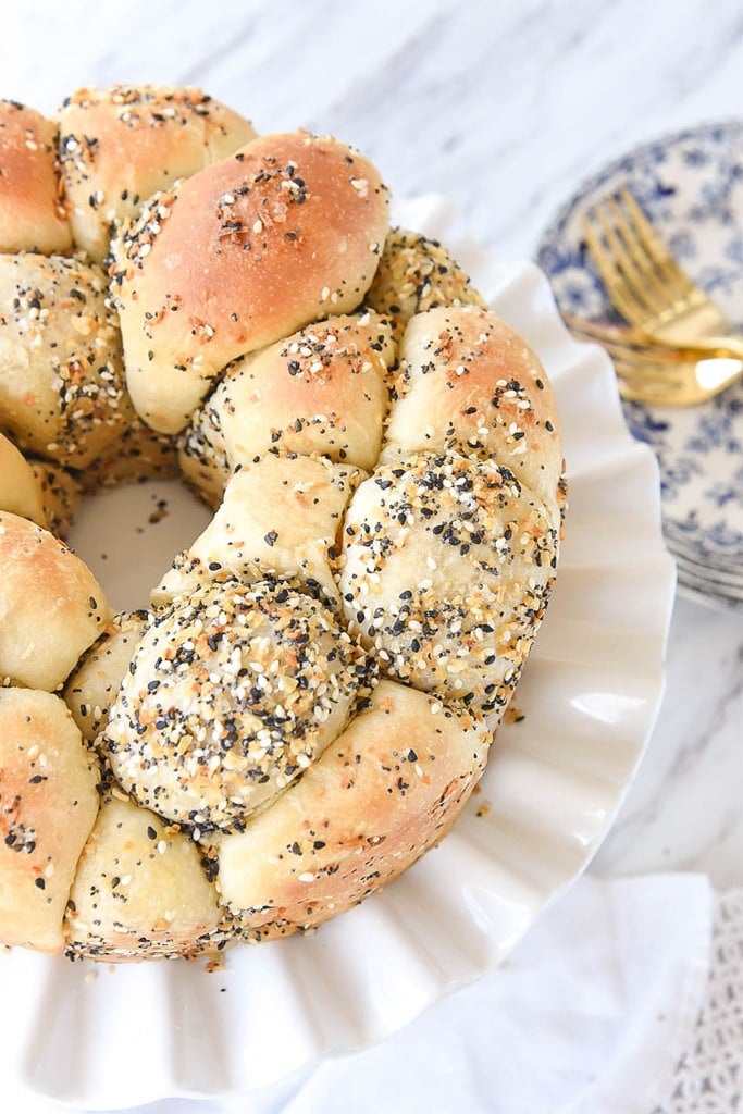 Everything Bagel Pull Apart Bread 