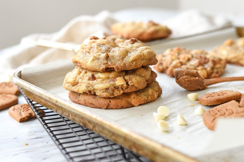 Cookie Butter Chocolate Chip Cookies