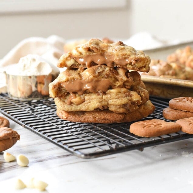 Cookie Butter Chocolate Chip Cookies