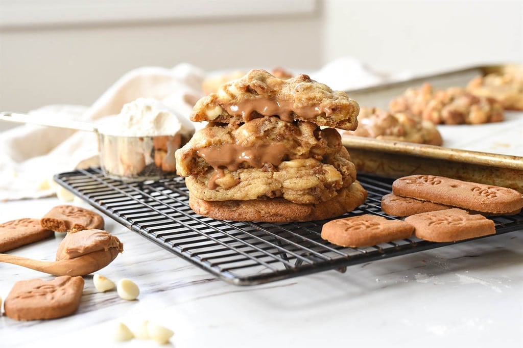 Cookie Butter Chocolate Chip Cookies