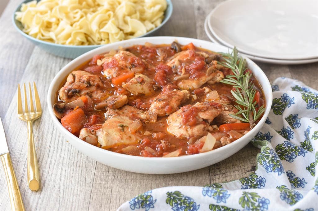 bowl of chicken cacciatore