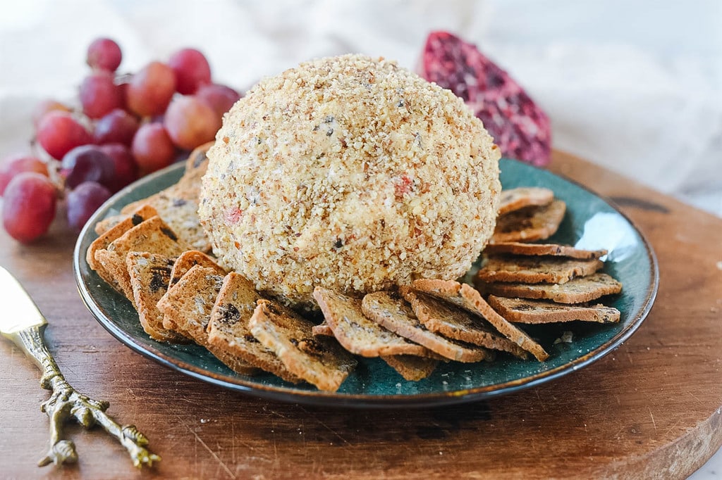 Cheeseball Appetizer