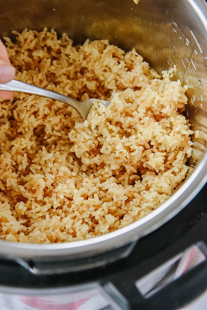 Fluffing Instant Pot Brown Rice