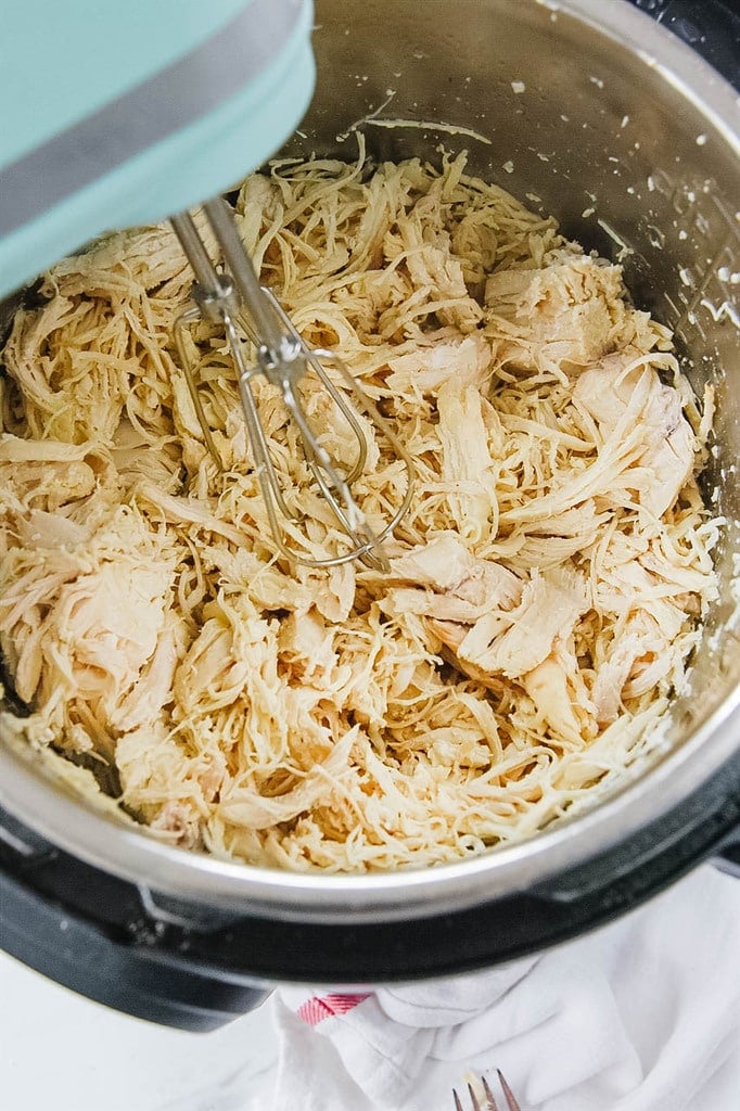 Shredding chicken with a hand mixer