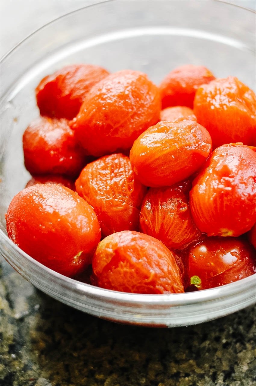 Peeled tomatoes