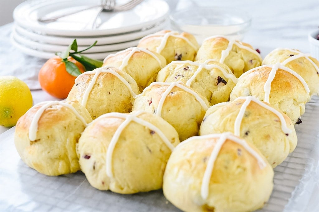 Frosted Hot Cross Buns