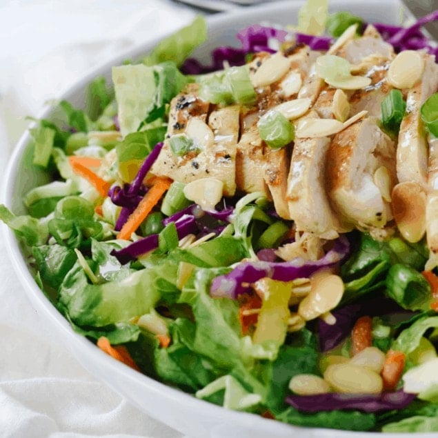 Applebees Oriental Chicken Salad in a bowl