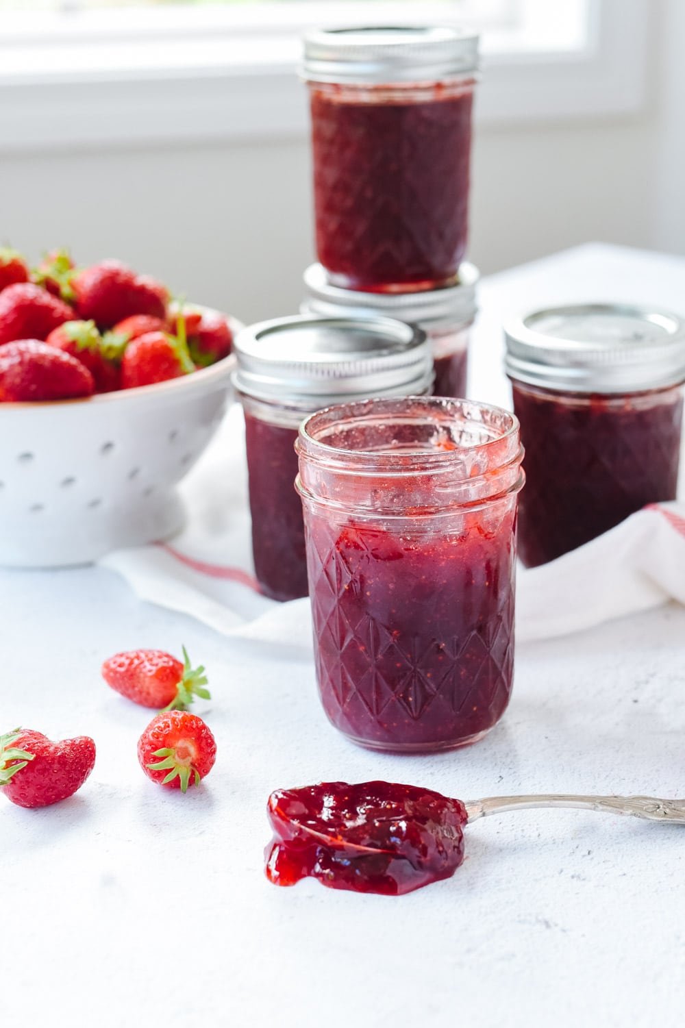 Strawberry jam without pectin
