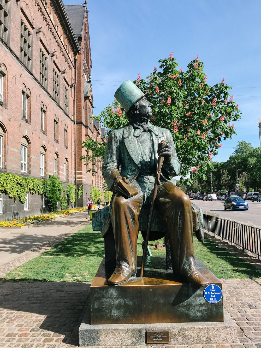 Hans Christian Anderson Statue