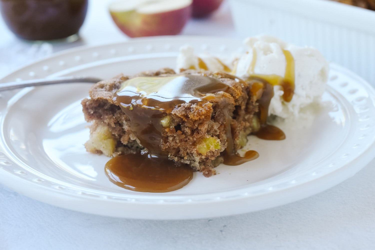 apple cake with caramel sauce