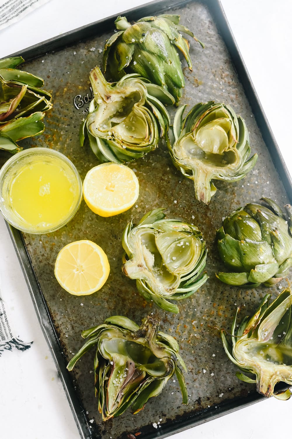 Grilled artichokes with lemon and butter