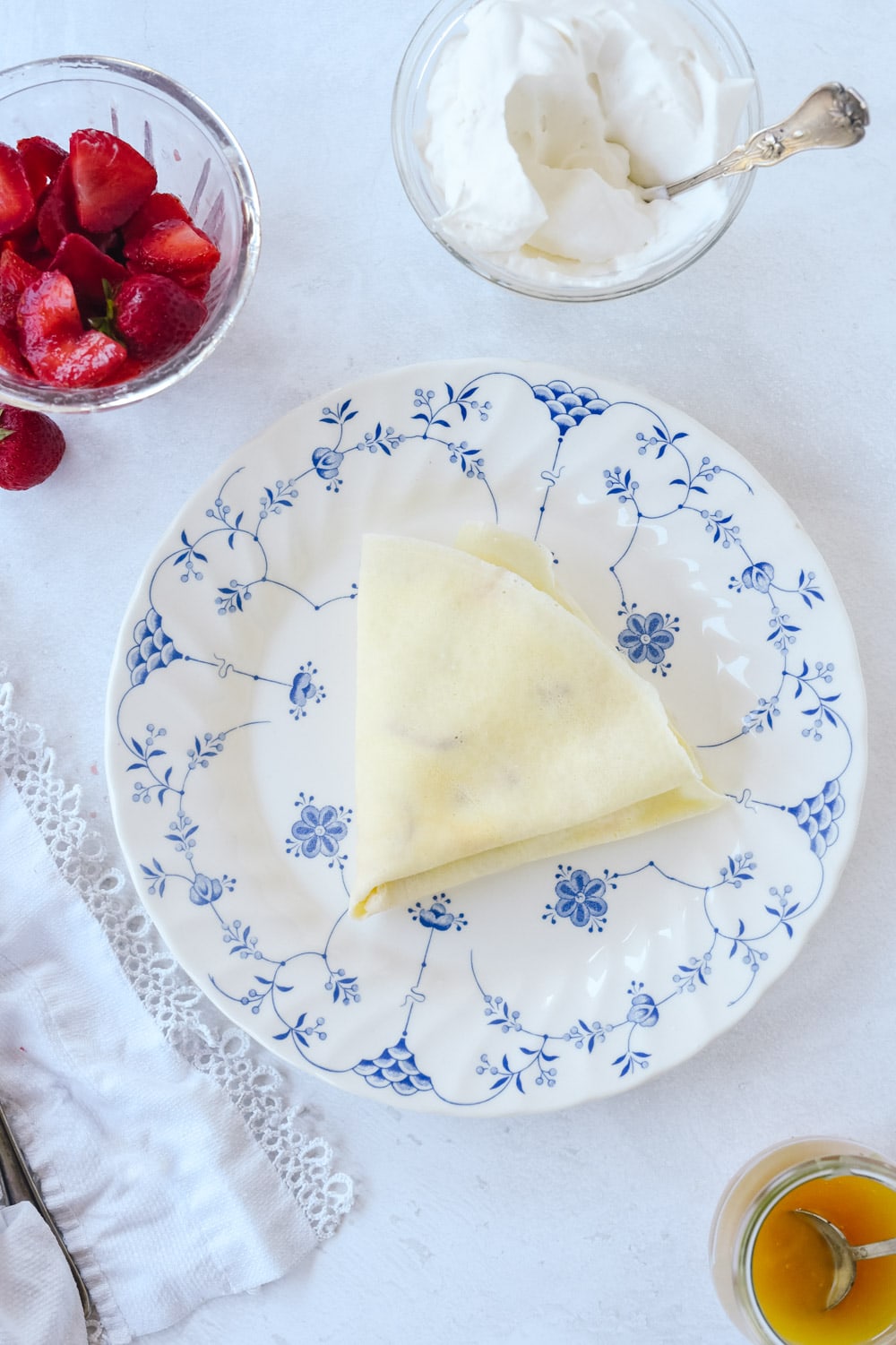 Triangular folded crepe