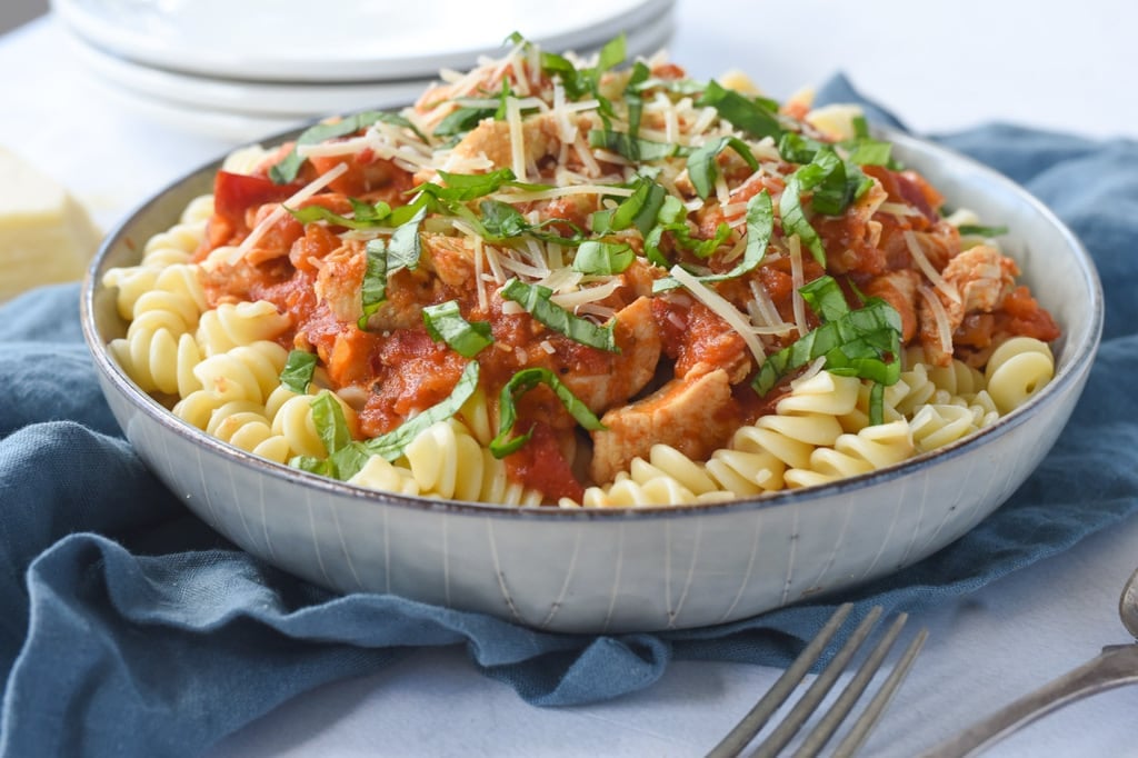 Bowl of pasta with chicken