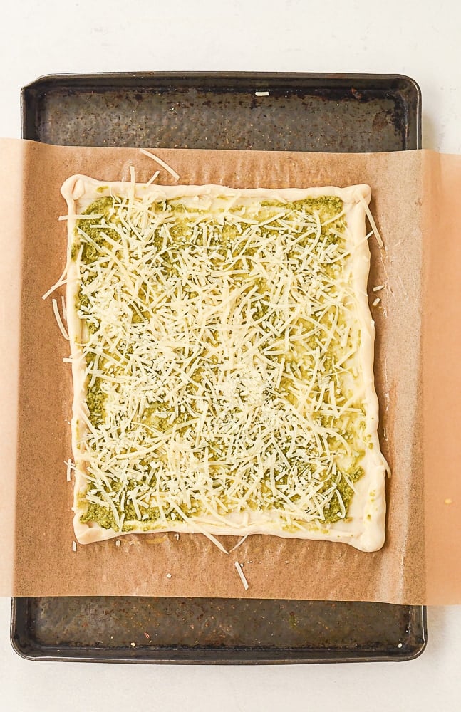 Pastry with cheese and pesto