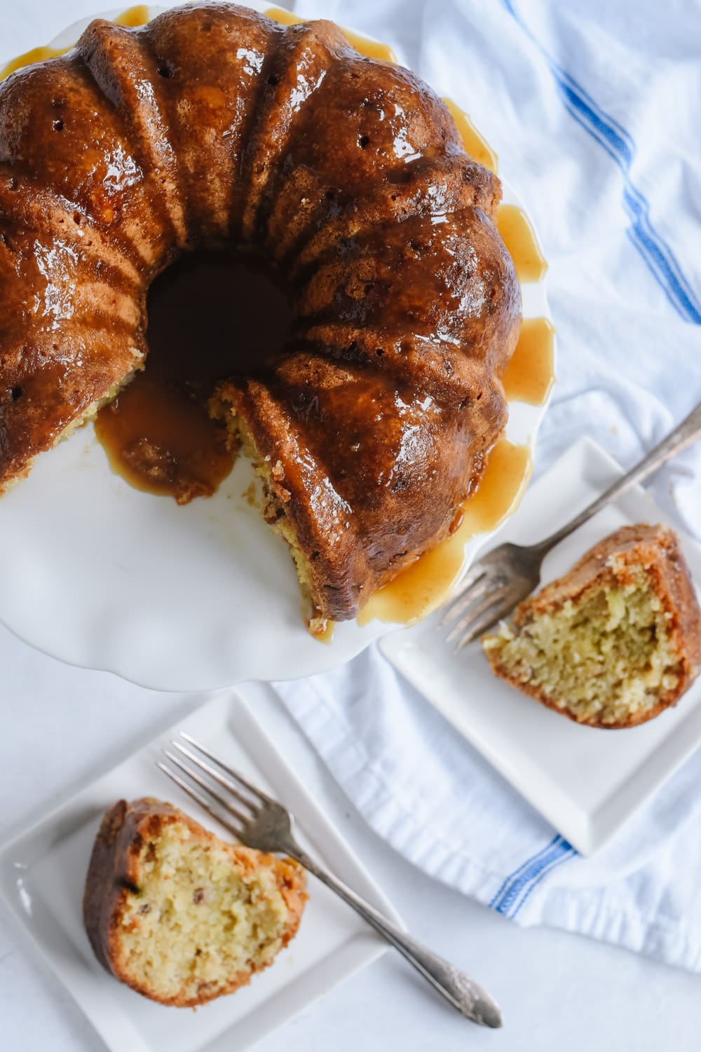 top view of caramel apple cake