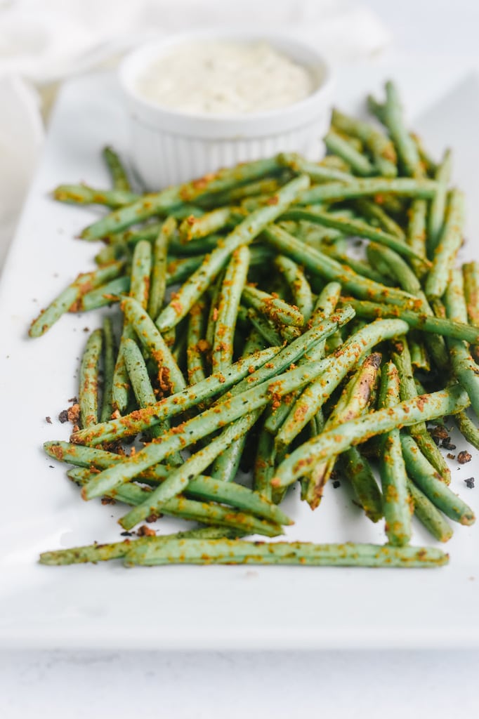 green beans and sauce