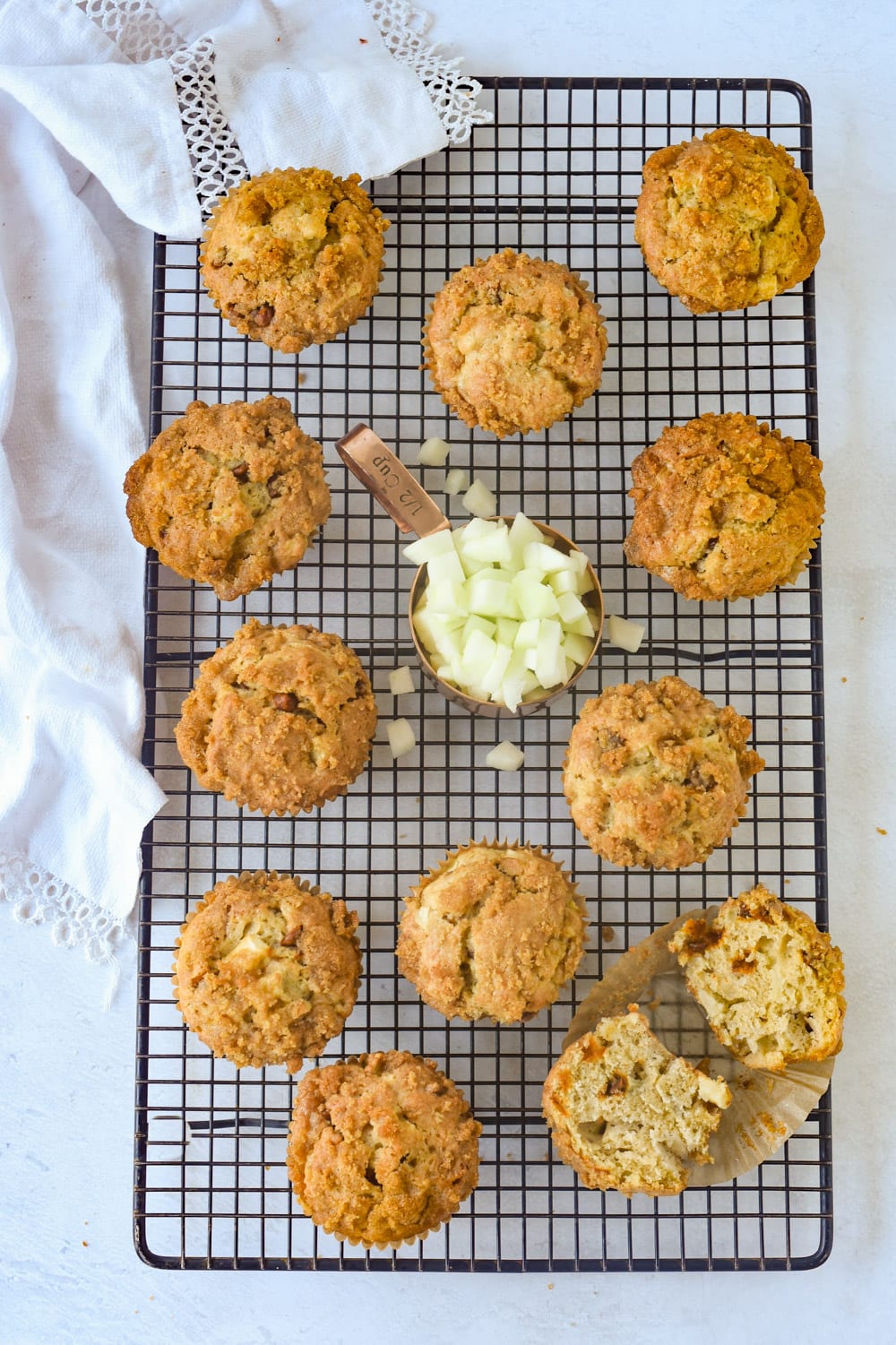 apple muffins