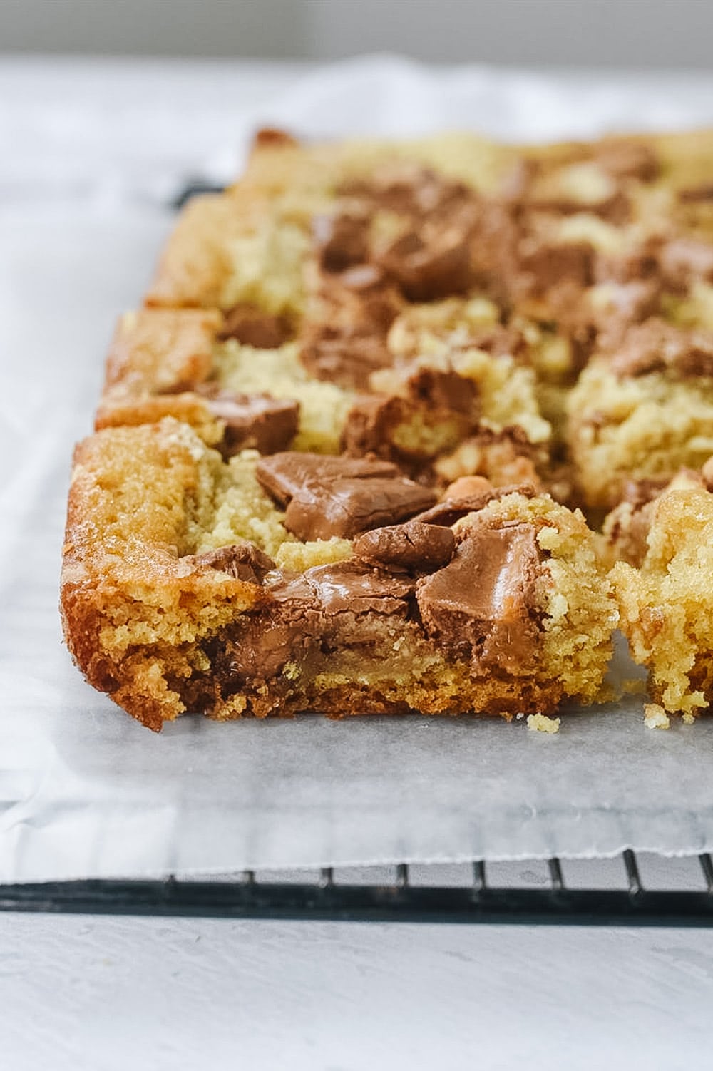 pieces of candy bar cake