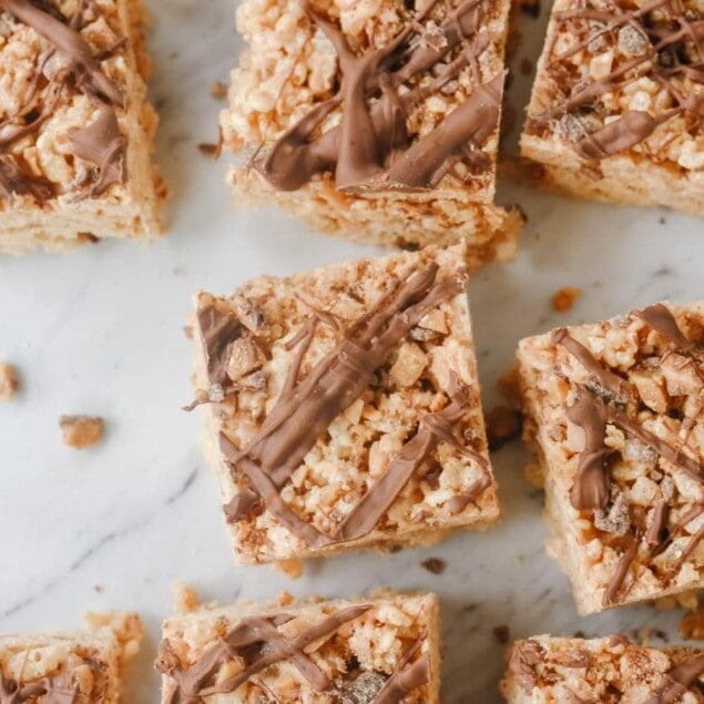 overhead shot of cinnamon rice krispie treats