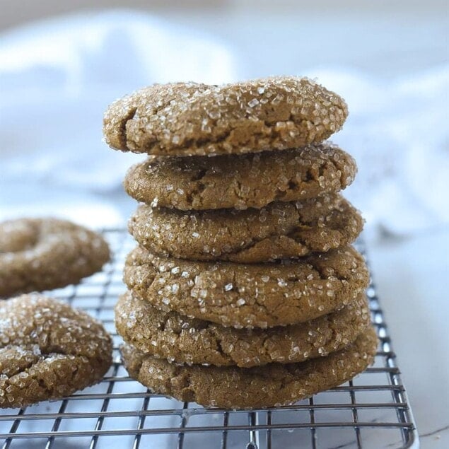 stack of gingersnaps