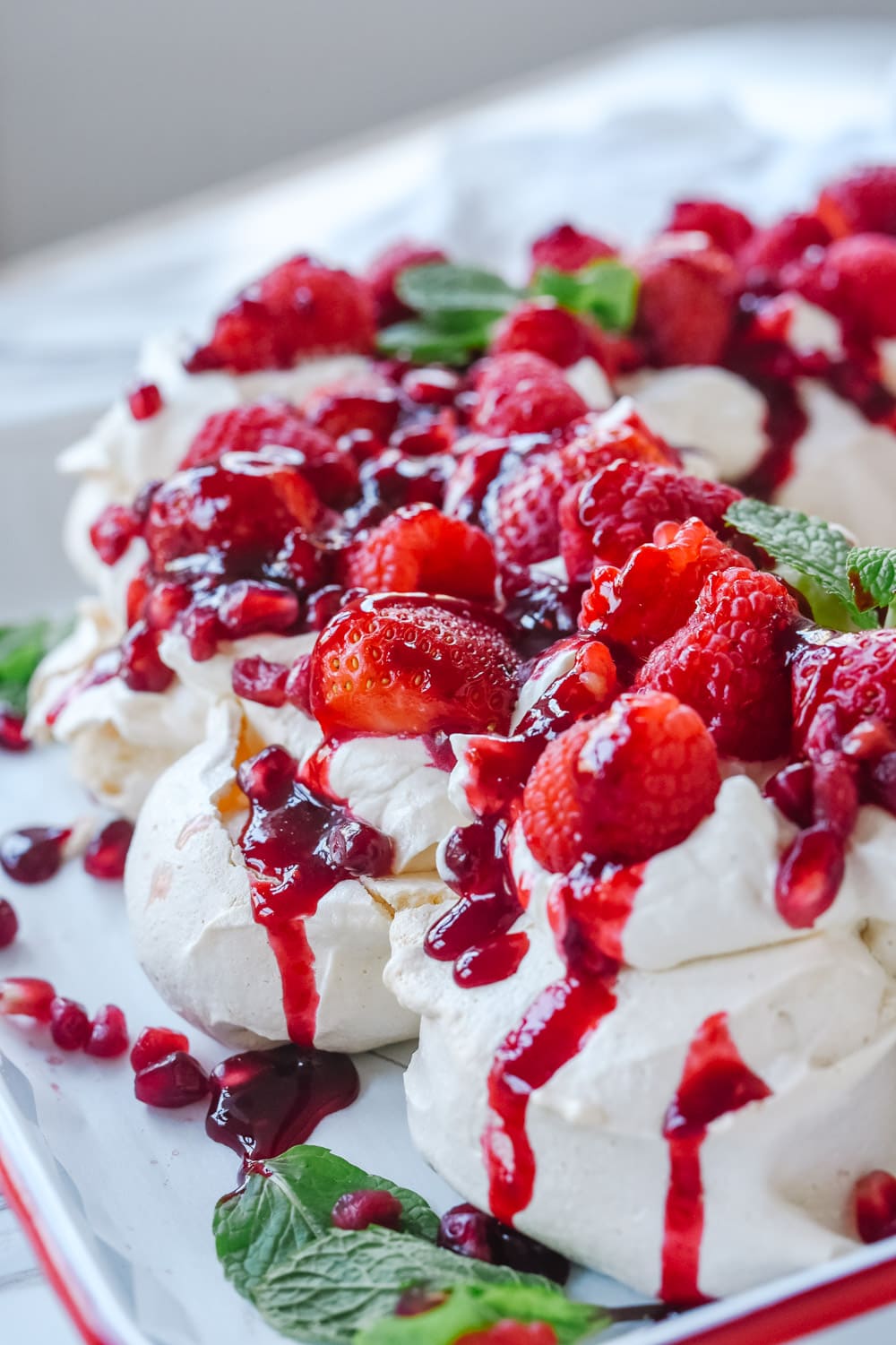 Side view of pavlova wreath