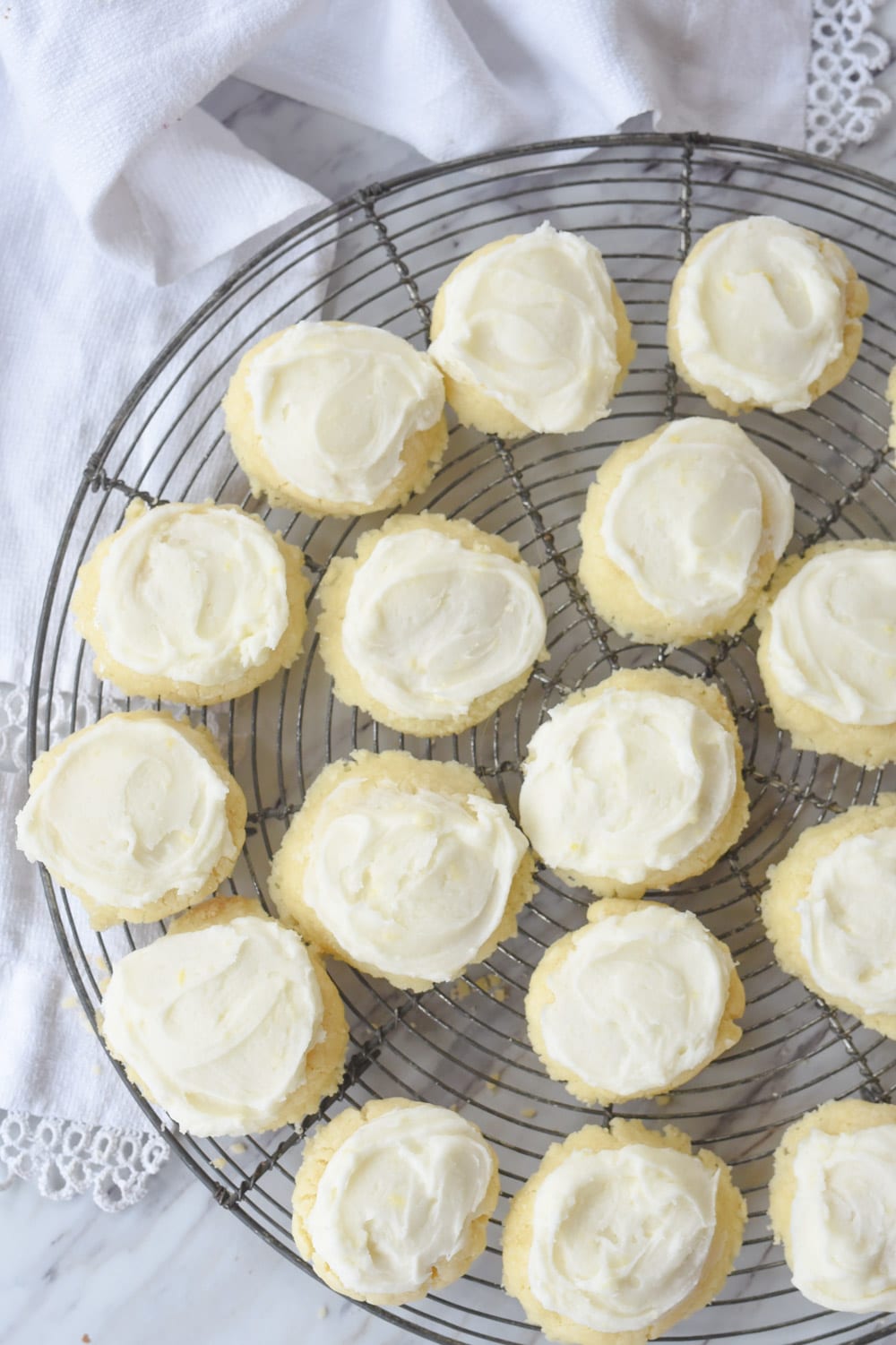 melting moment cookies on a baking rack