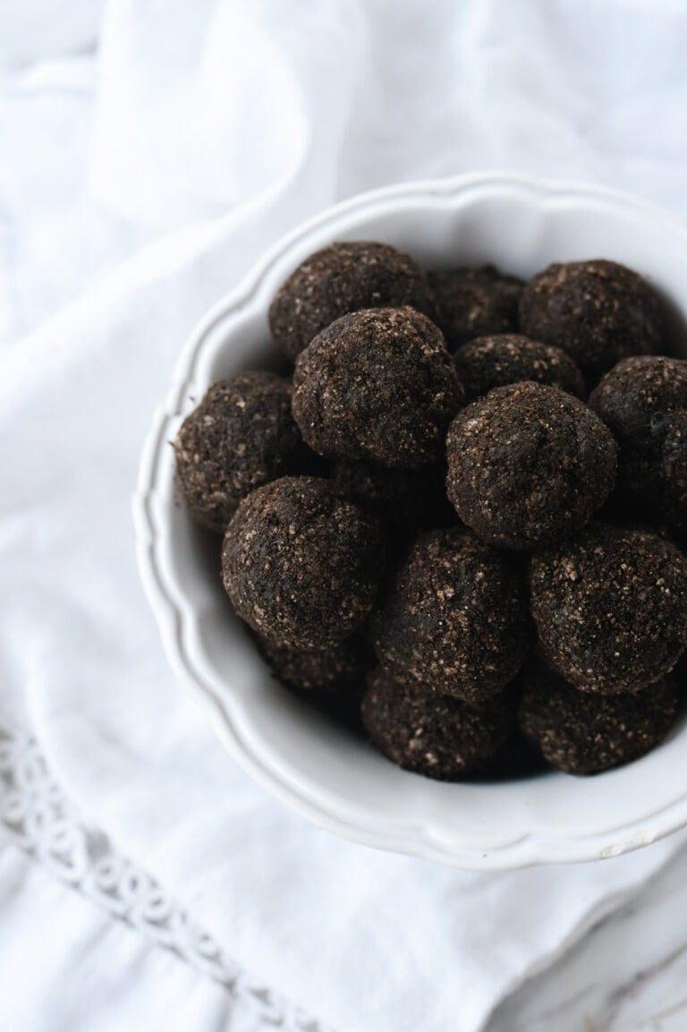 Oreo Balls Recipe (2 ingredient) by Leigh Anne Wilkes Oreo Balls Recipe (2 ingredient) by Leigh Anne Wilkes