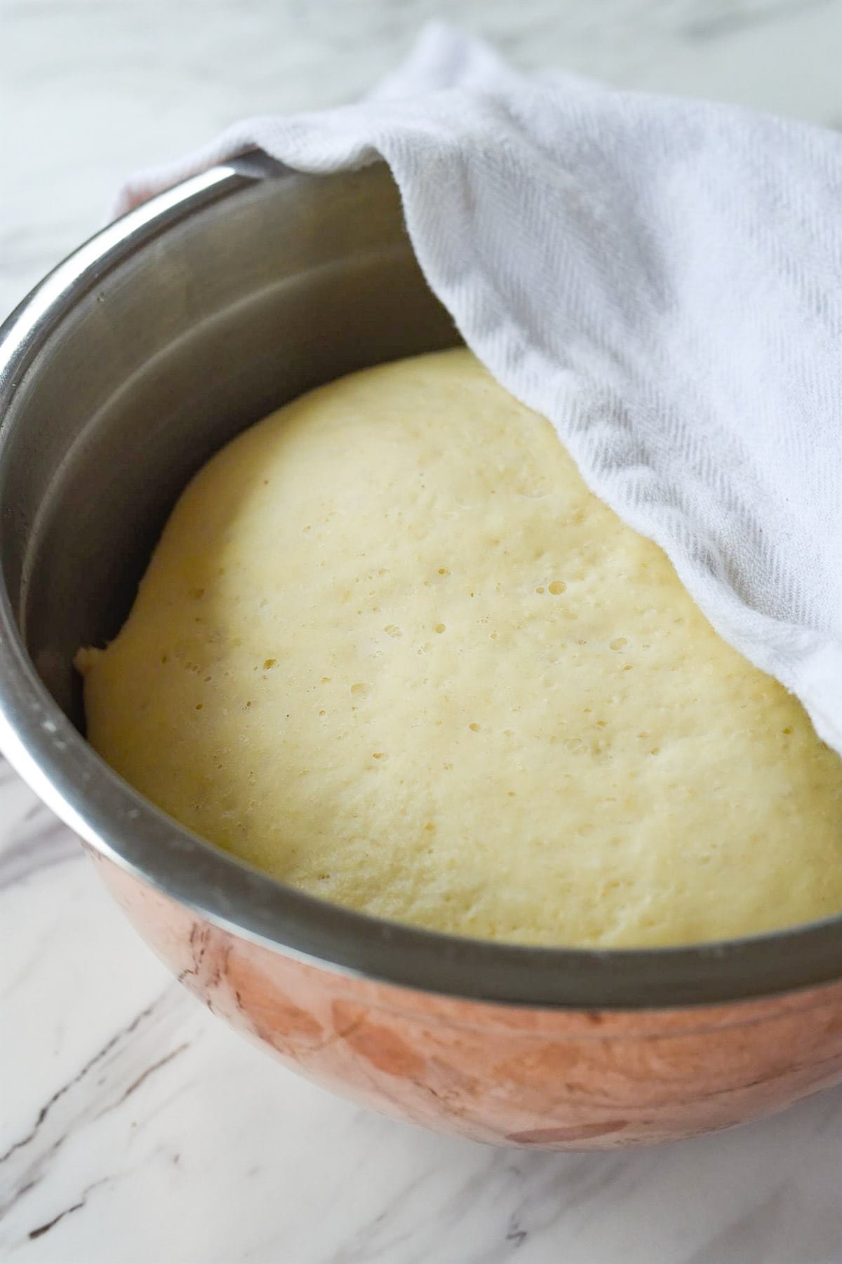 bow of slider bun dough