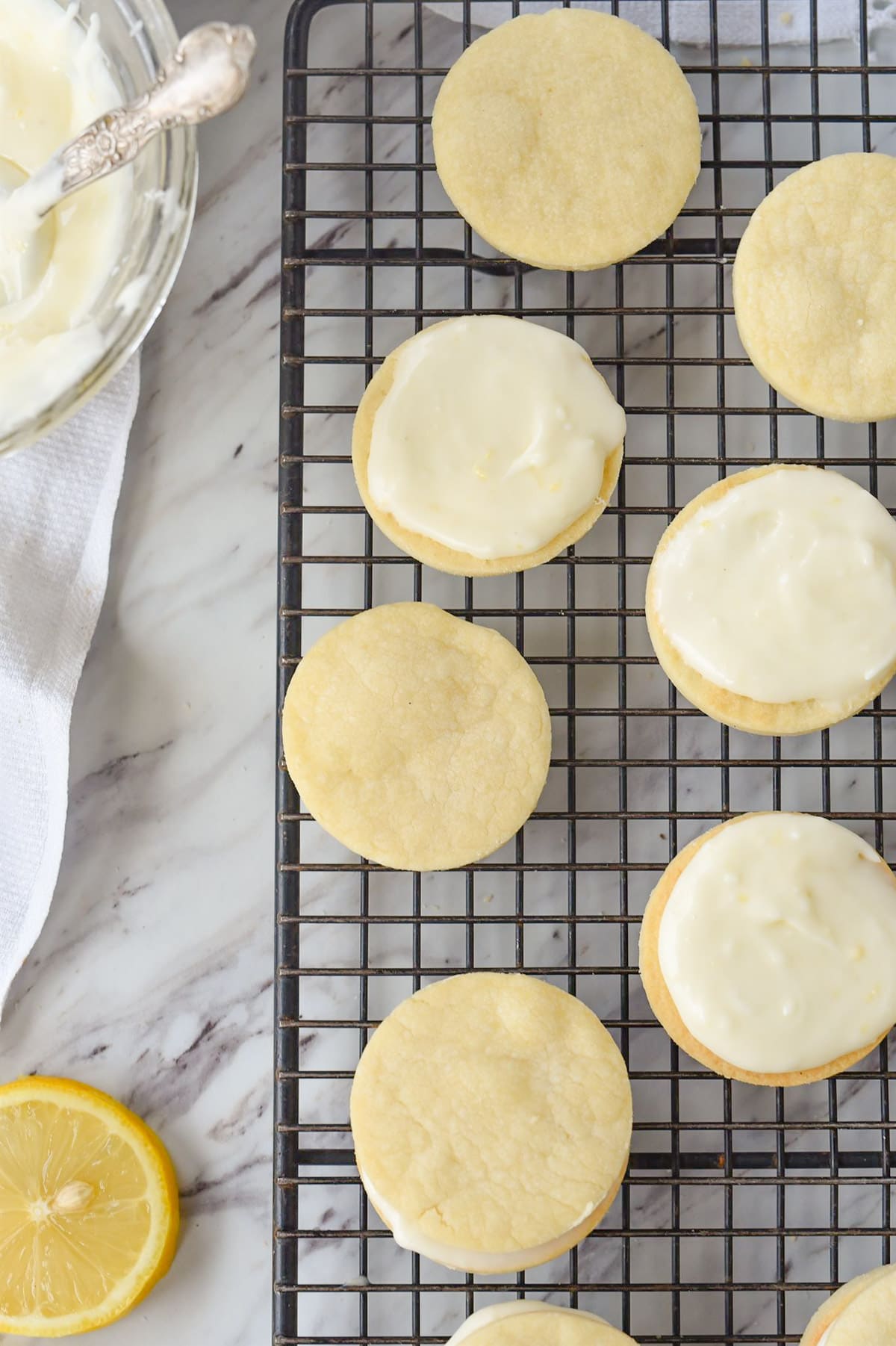 frosting on sandwich cookie