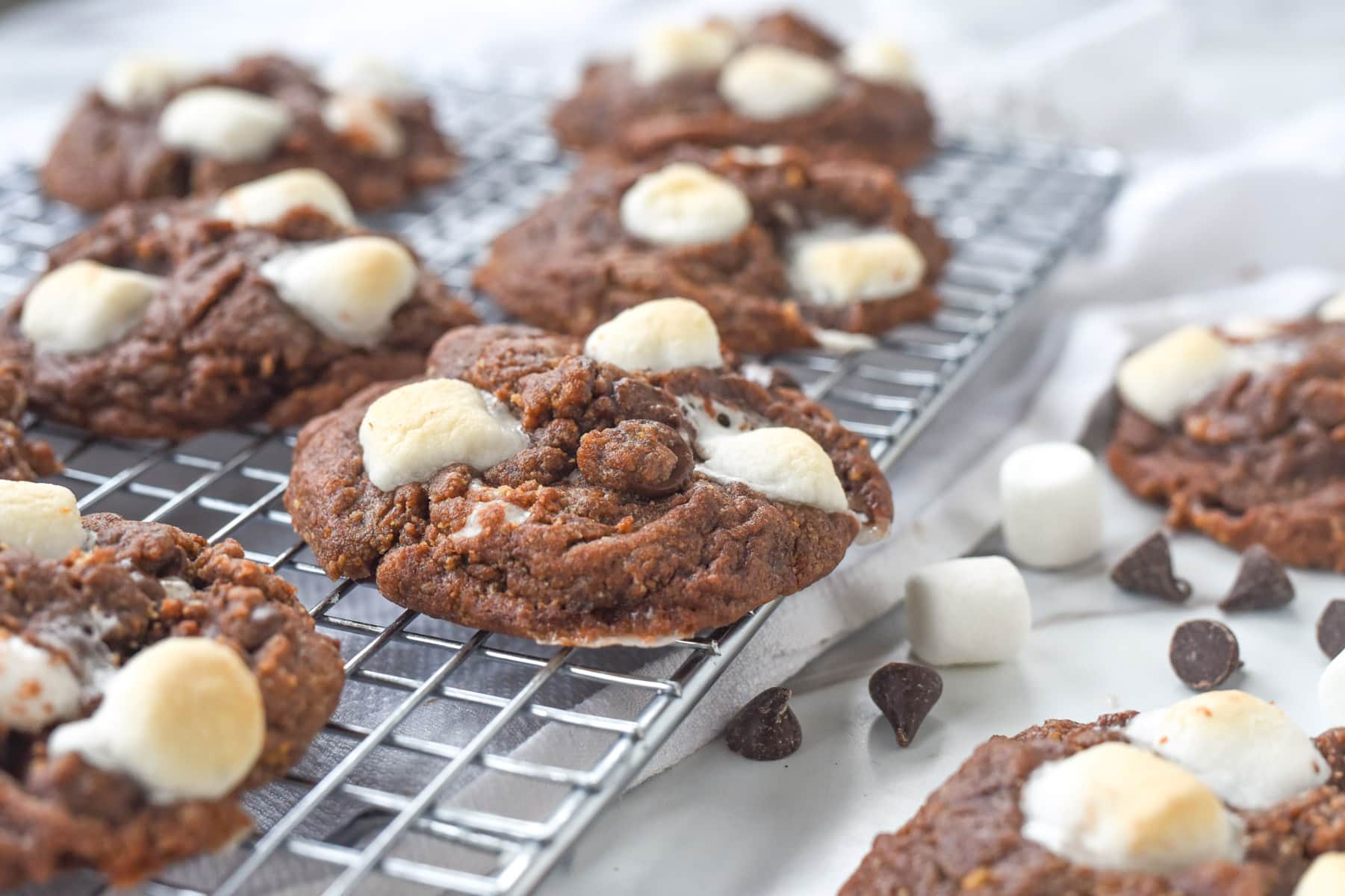 close up of s'mores cookie