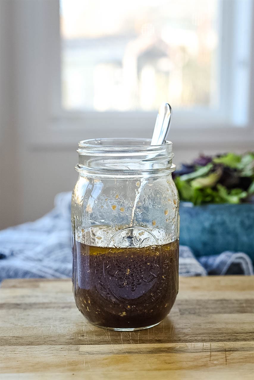 balsamic dressing in a canning jar