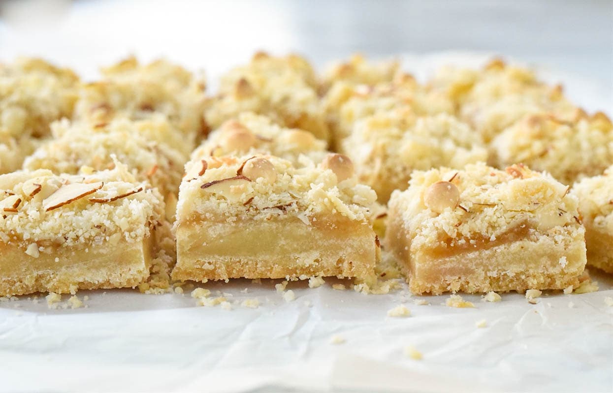 side view of lemon bars