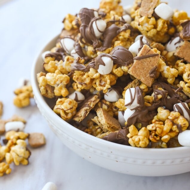 bowl of s'mores popcorn