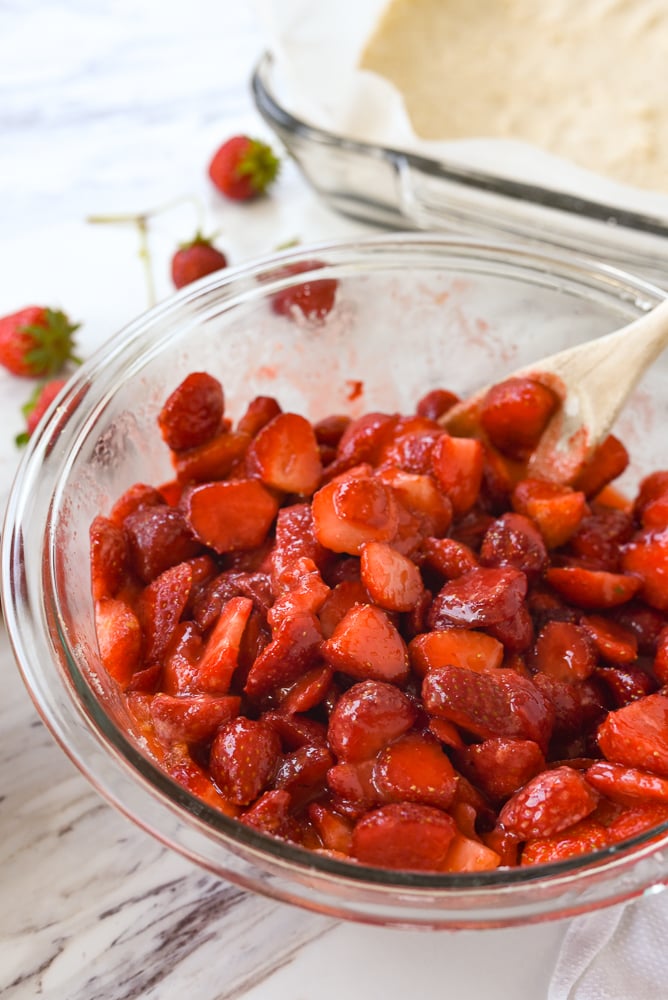 bowl of sugared strawberries