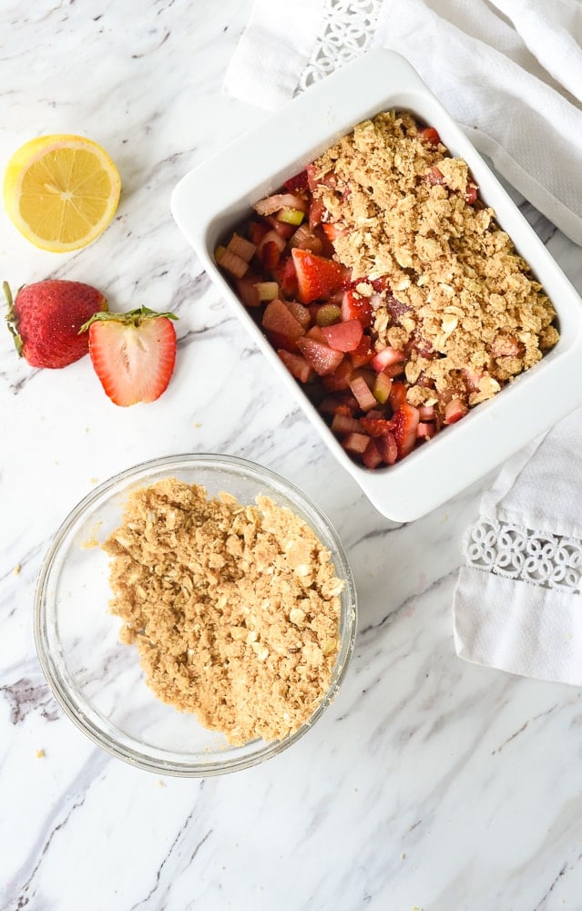 rhubarb crisp topping in a bowl