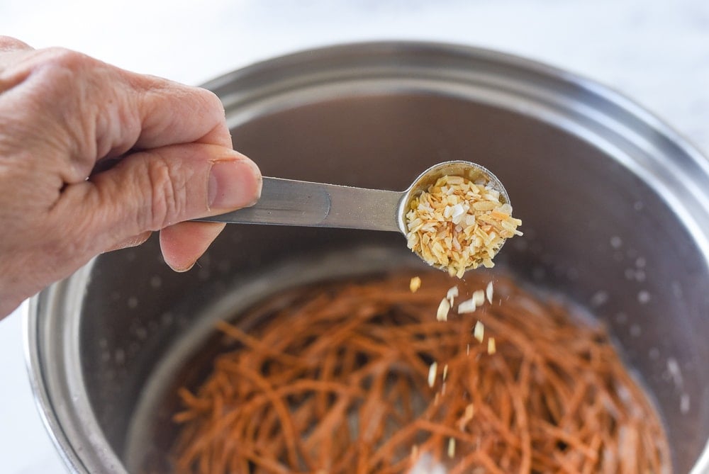 add dried onions into pan