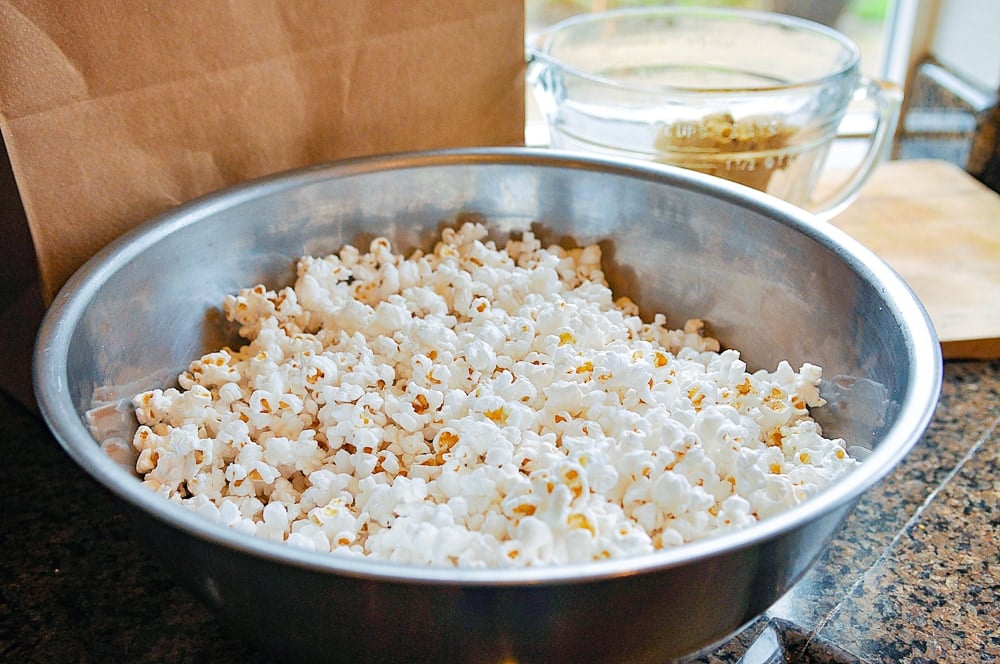 bowl of popcorn