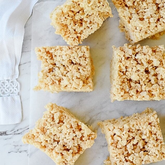 squares of rice krispie treats