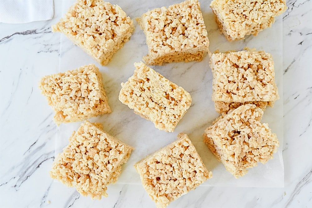 squares of rice krispie treats