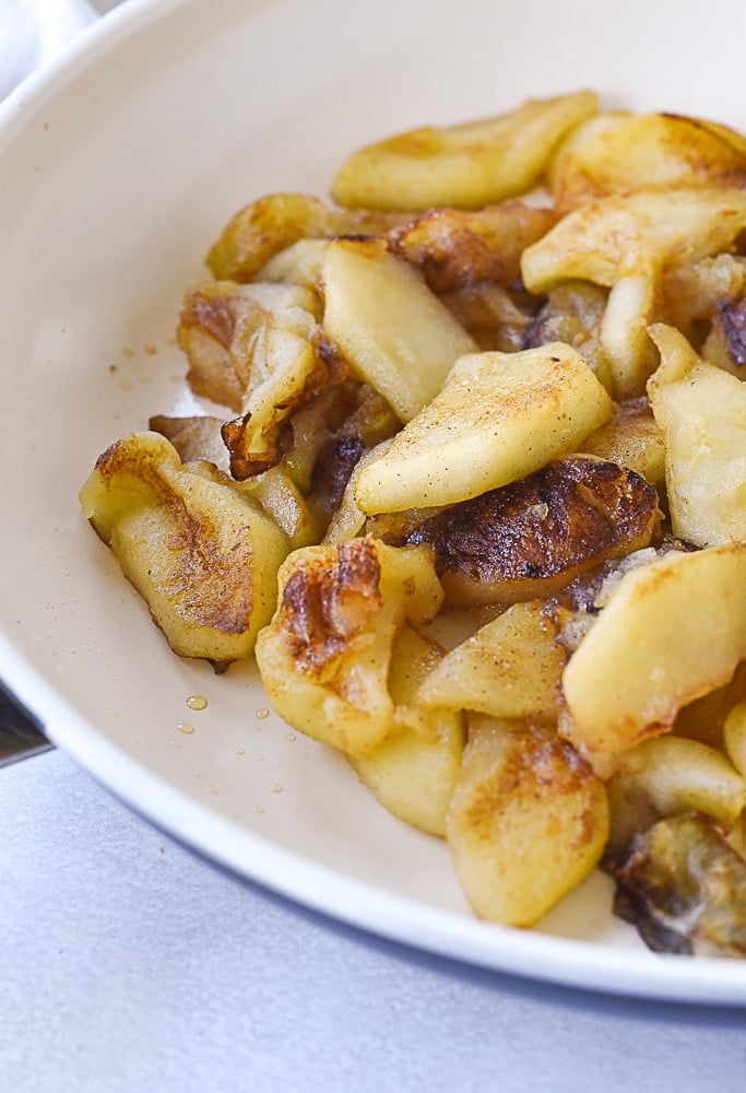 carmelized apples in a pan