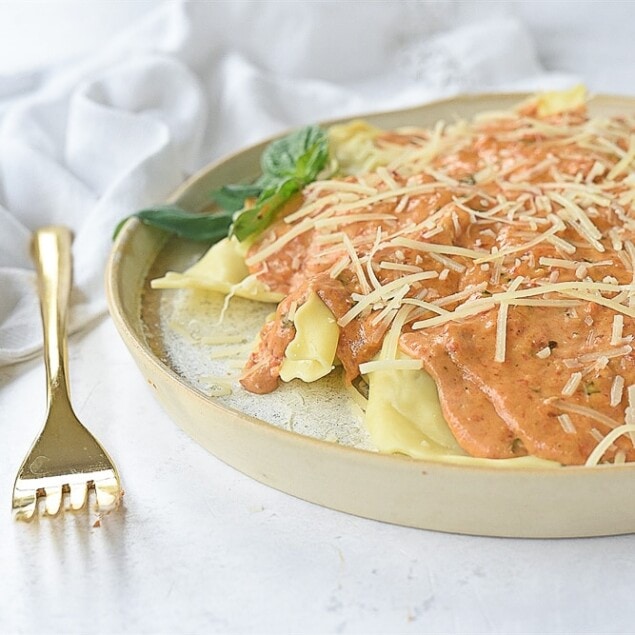 roasted red pepper sauce on ravioli