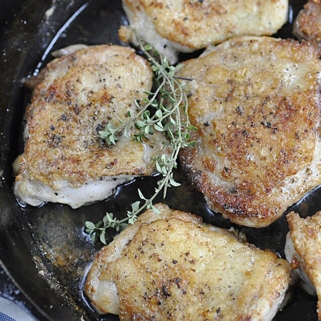 crispy chicken in cast iron pan