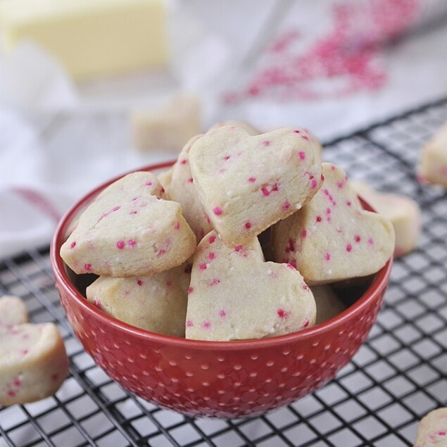 bowl of shortbread heart cookies