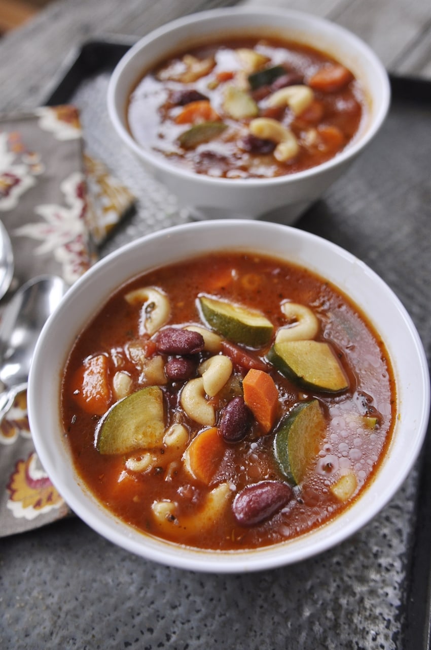 bowl of minestrone soup