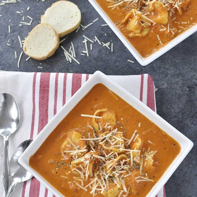 Sundried Tomato and Pesto Flatbread