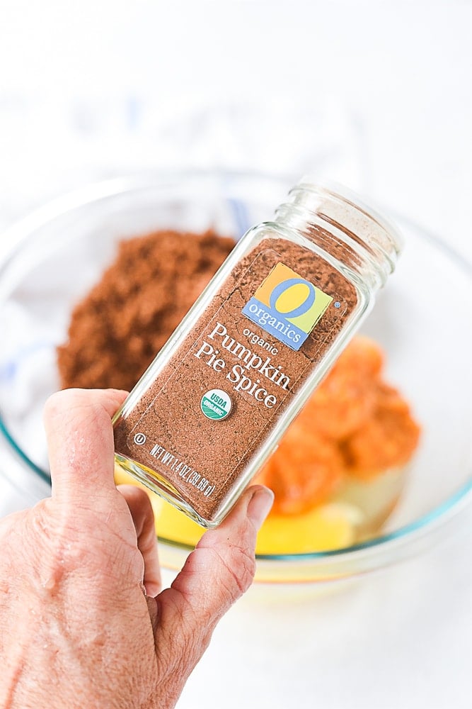 bottle of pumpkin pie seasoning