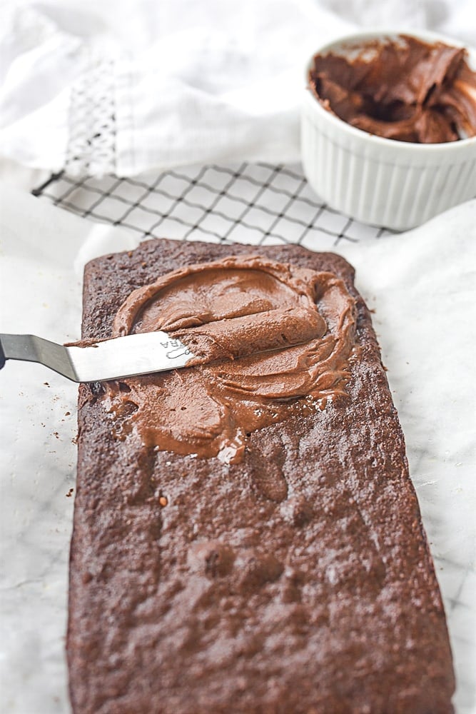how to make brownies for two people frosting brownies.