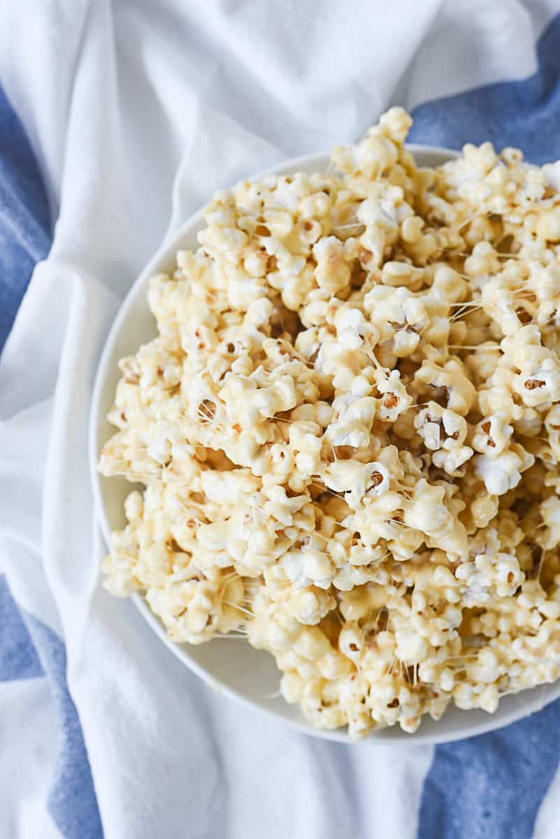 bowl of marshmallow popcorn