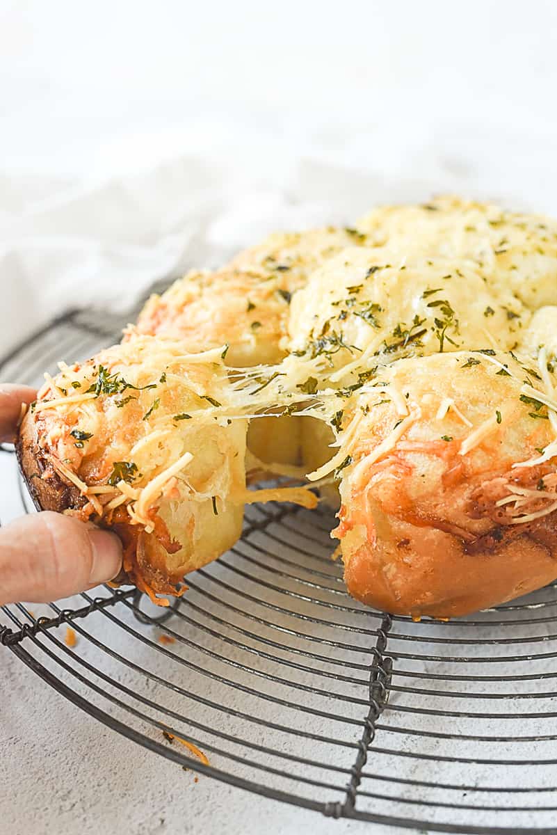 crockpot rolls with cheese
